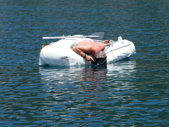 Glass bottom bucket in use