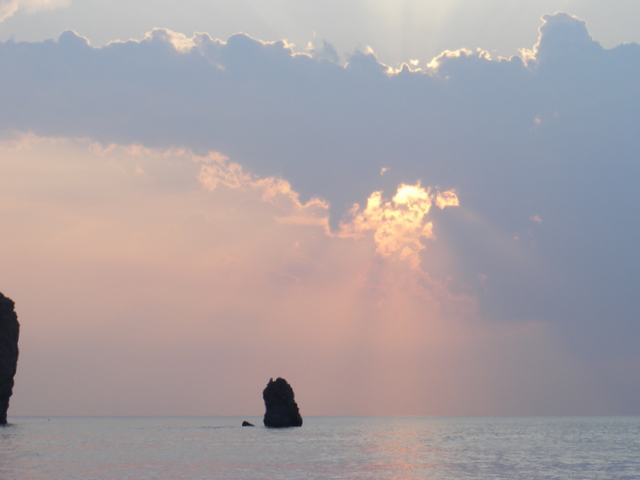 Aderyn Glas visits the volcanic island of Vulcano